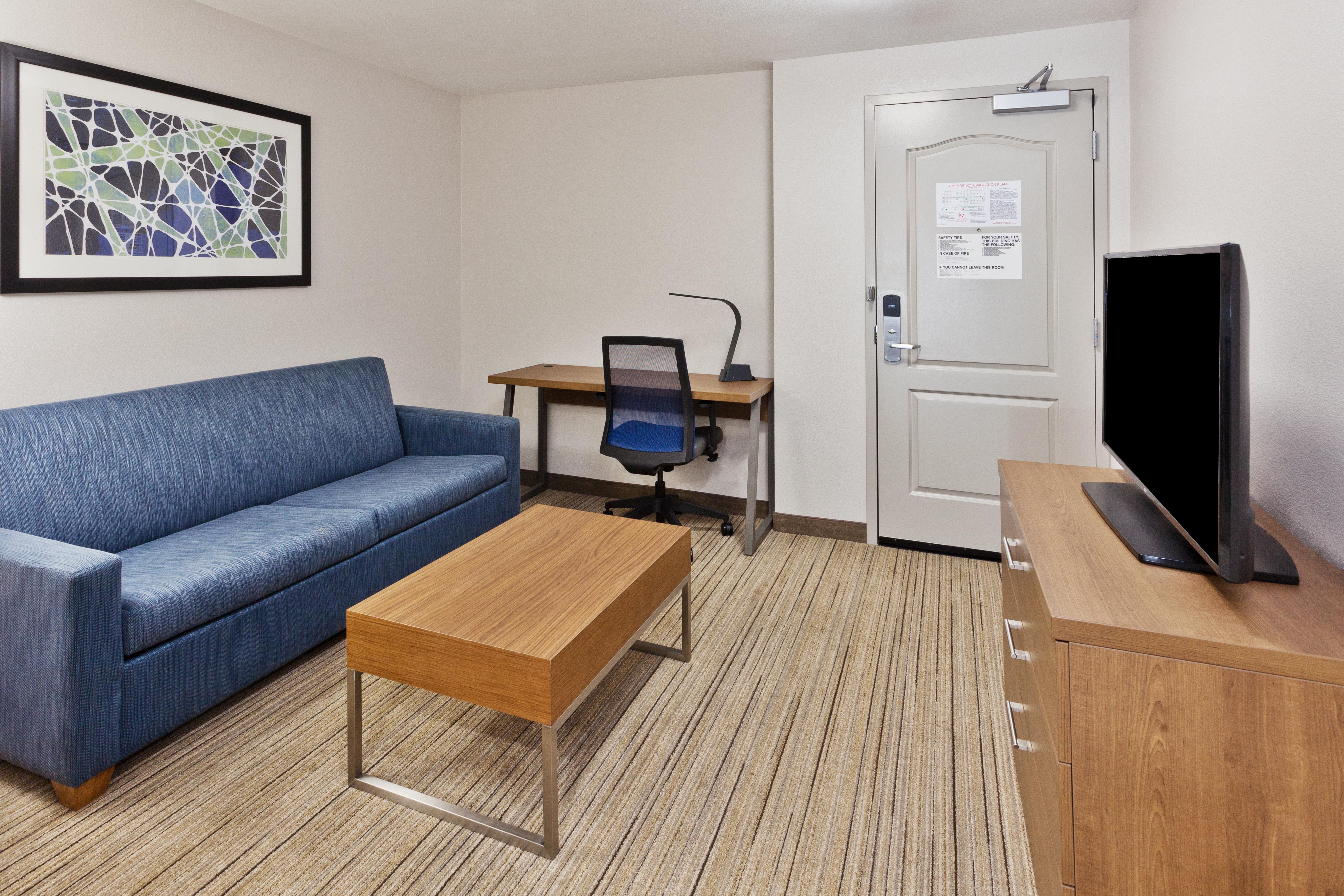 Holiday Inn Express Rome-East By Ihg Экстерьер фото