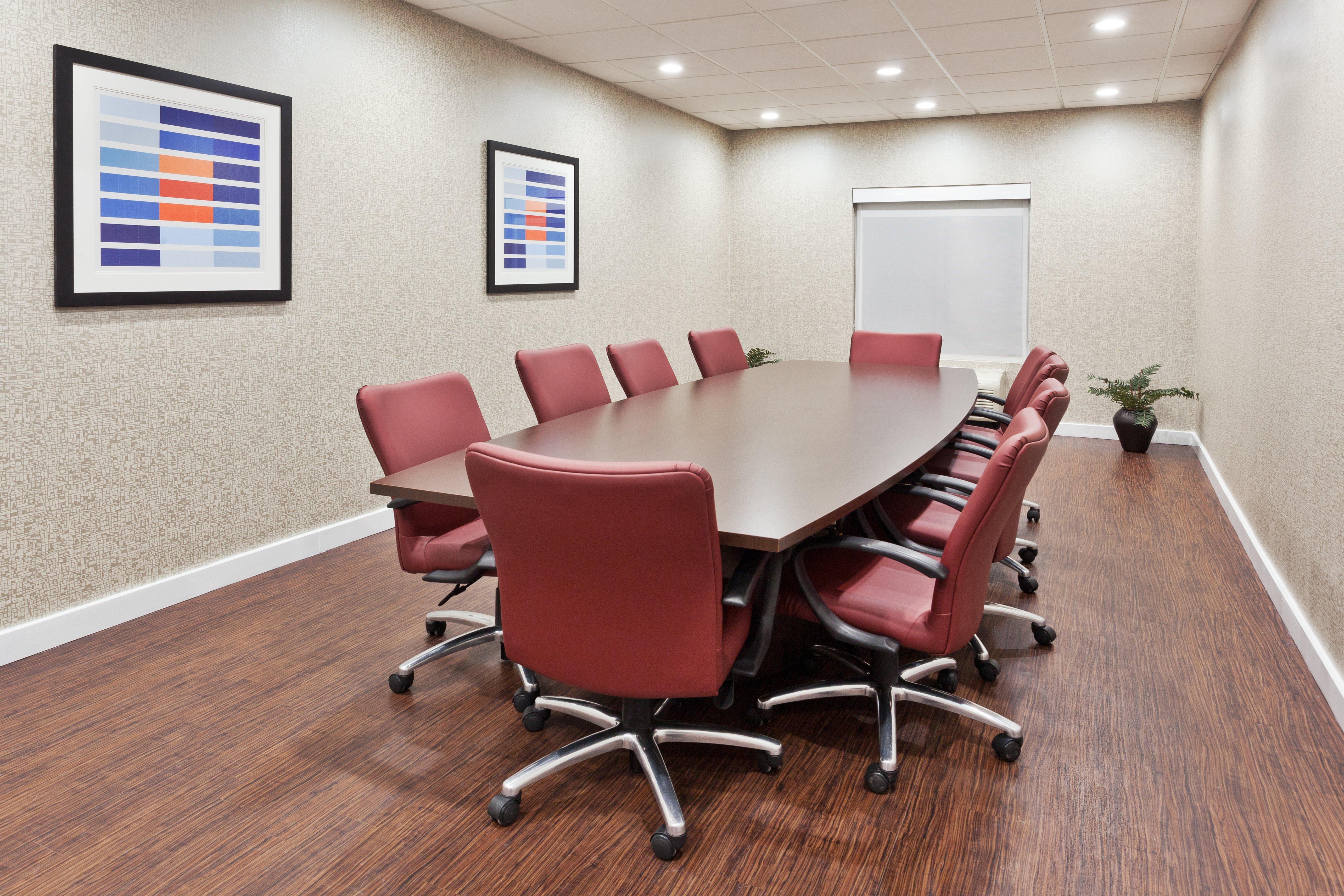 Holiday Inn Express Rome-East By Ihg Экстерьер фото