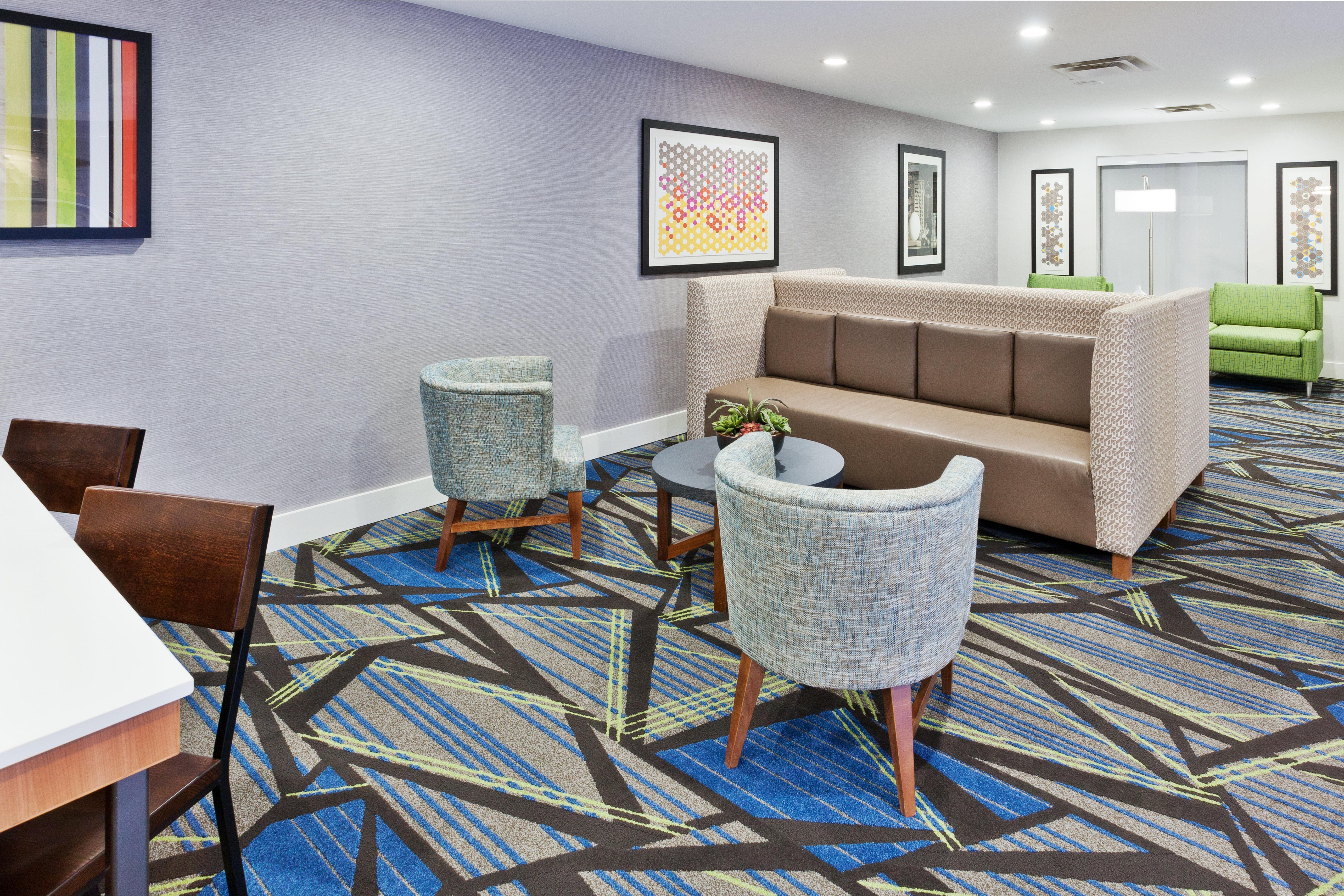 Holiday Inn Express Rome-East By Ihg Экстерьер фото
